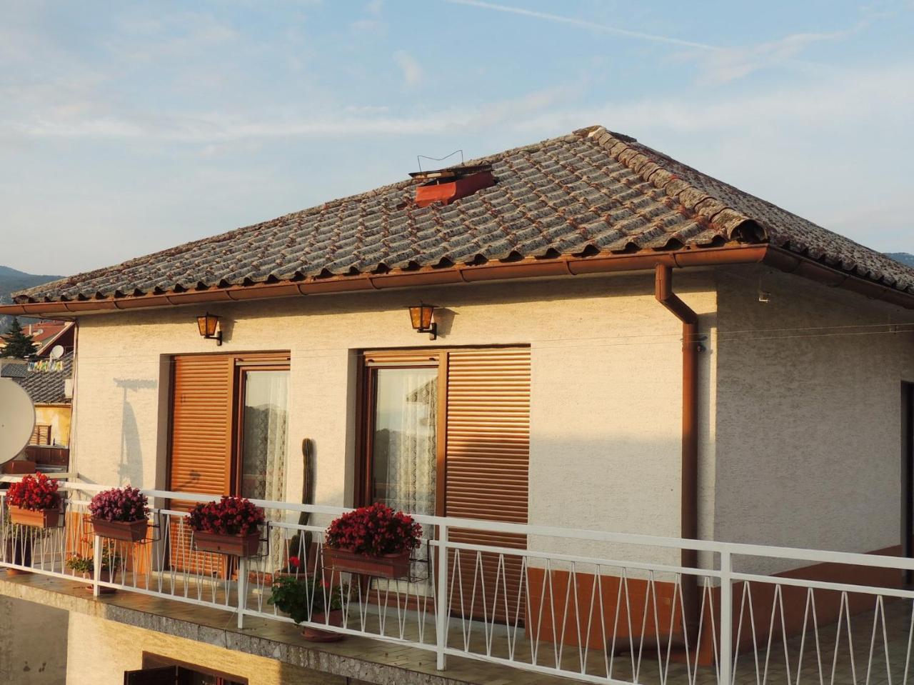 Apartment In Novi Vinodolski 15274 Povile Buitenkant foto